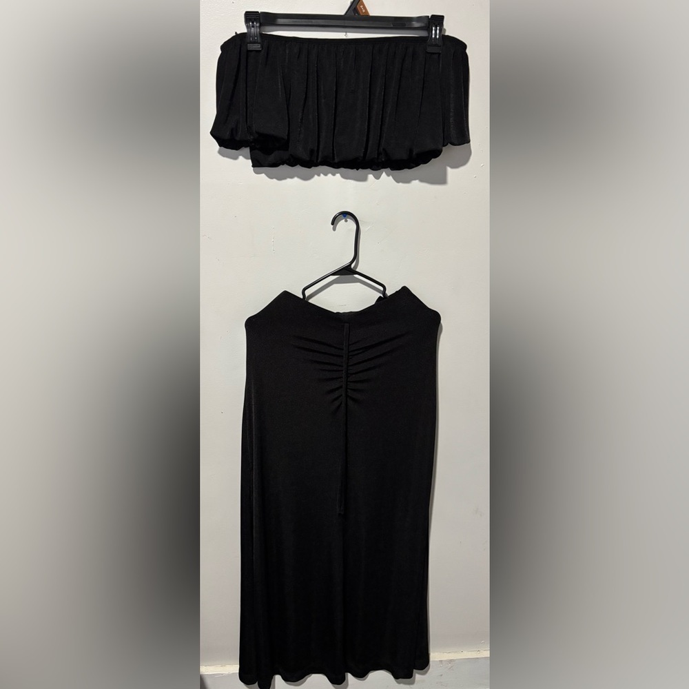 H&M Black Mini Bubble Skirt Ruffled Casual